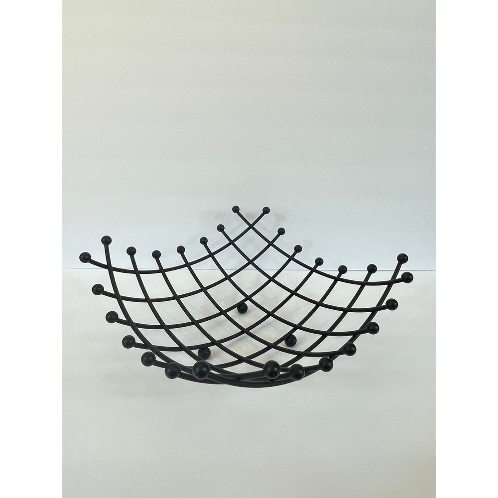 Vintage Mid-Century Modern Black Metal Fruit Bowl – Atomic Woven  Basket